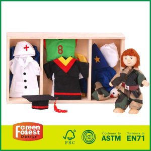 Дървени играчки Подаръци за деца с безазотна тъкан с комплект за игра за кукла за обличане