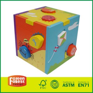 Caixa de classificação de formas educativas de madeira Classificador de formas Cubo de madeira brinquedo