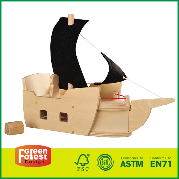 18DIY06 Играчки за деца Загатка од природно дрво со склопување Дрвен пиратски брод сам