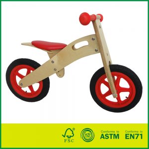 Seat Adjustable Air Tyre Wooden Balance Bike for Kids with 12'' Wheel Kids Balance Bike